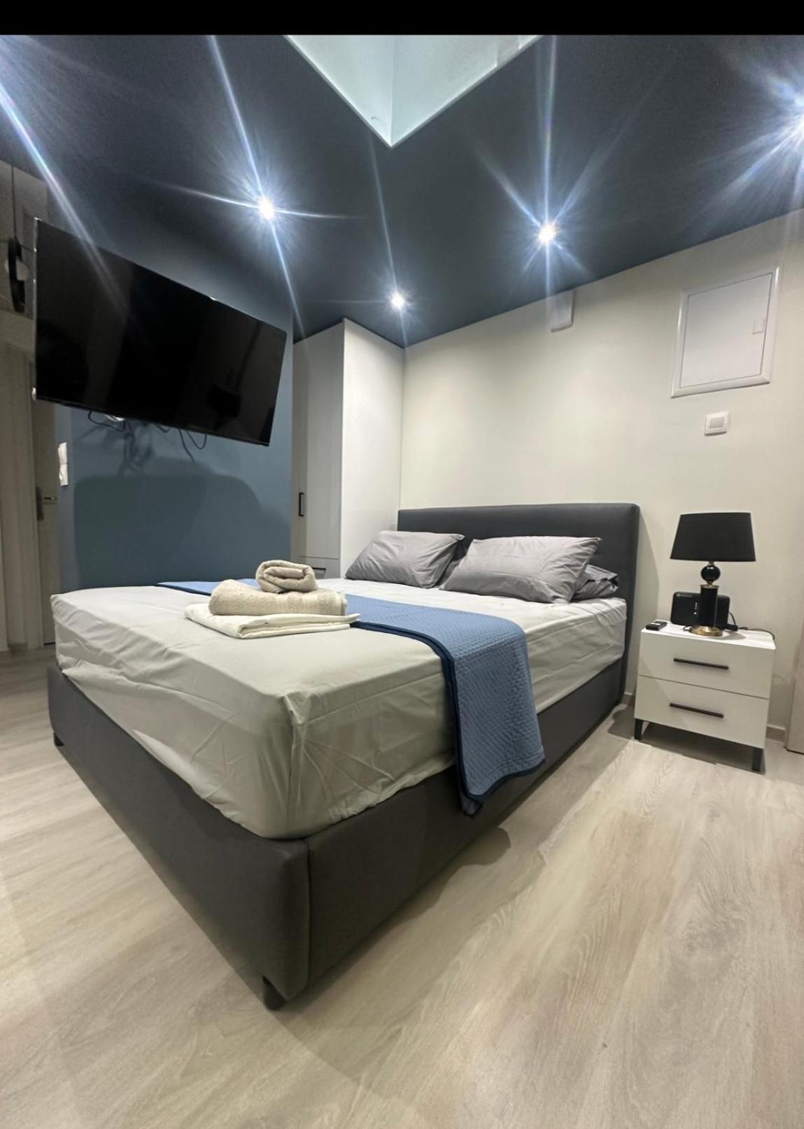 N&M Apartment Хиос Экстерьер фото